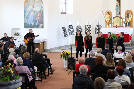 KOMORNI ZBOR FRAN GERBIČ LETNI KONCERT 31 FOTO LJUBO VUKELIČ